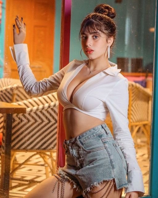Verified Independent Gurgaon Escort Profile Photo - Ananya Sen